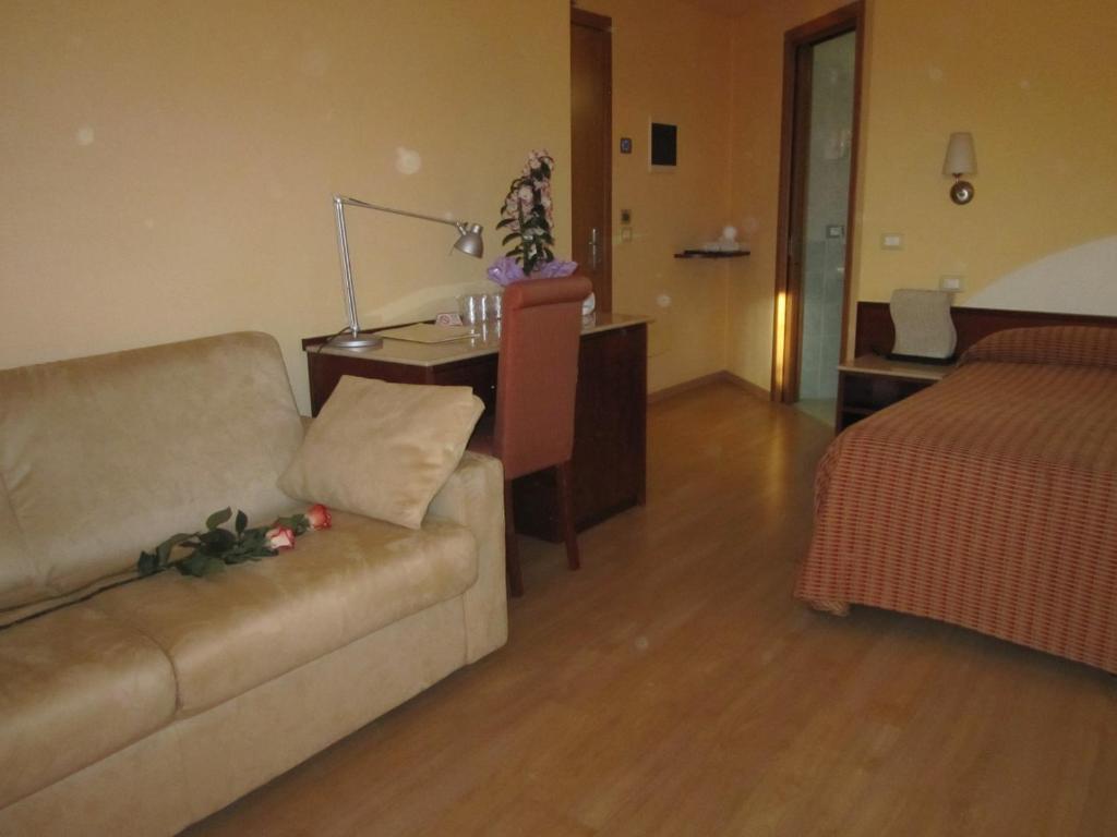 Hotel Al Sole - Enjoy Holiday Cavaion Veronese Luaran gambar