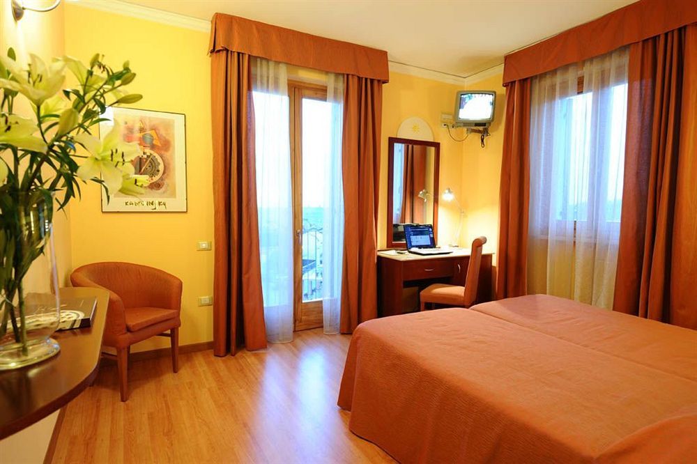 Hotel Al Sole - Enjoy Holiday Cavaion Veronese Luaran gambar