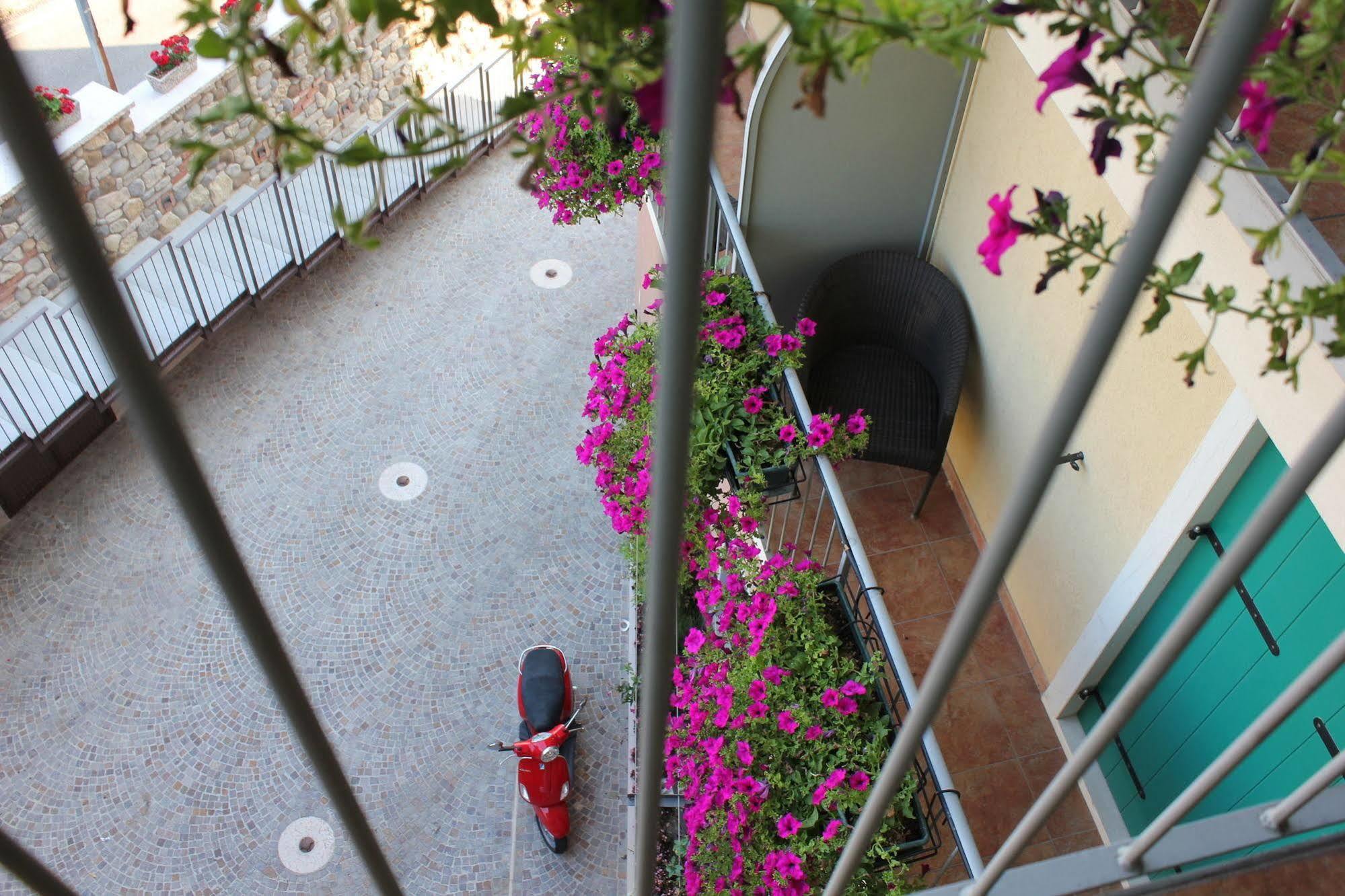 Hotel Al Sole - Enjoy Holiday Cavaion Veronese Luaran gambar